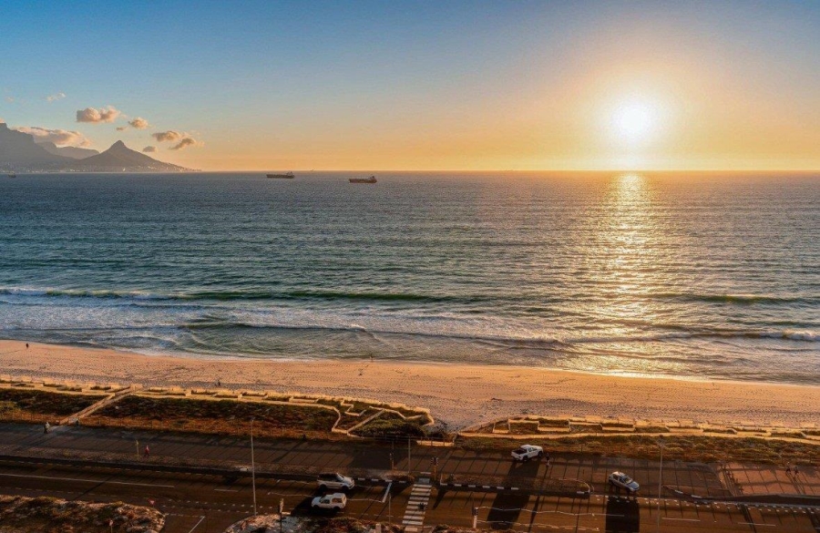 4 Bedroom Property for Sale in Beachfront Western Cape